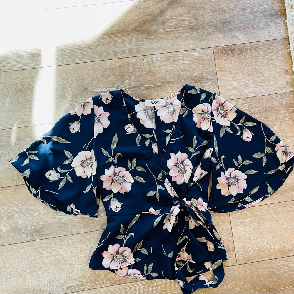 Women’s Top